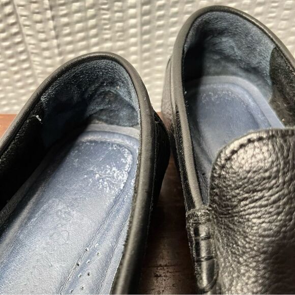 Tommy Bahama Nassau Venetian Black Leather Driving Loafers Size 8D - Picture 7 of 12